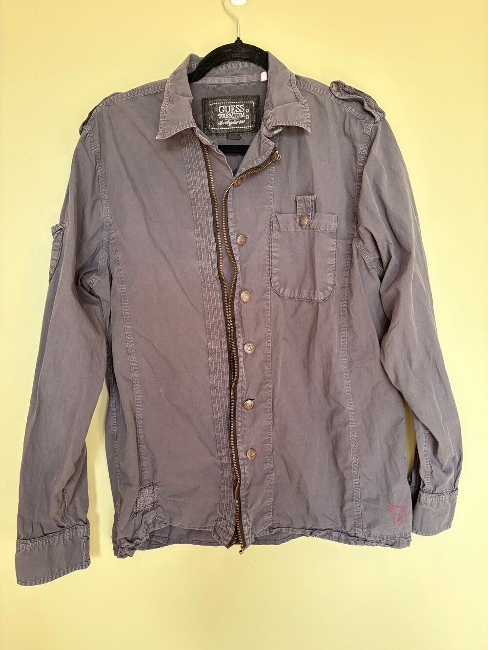 Guess Premium Grey Distressed Utility Shirt Jacket Size L Skull Graphic Y2K Mili